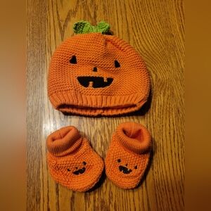 (4/$15) Jack o'lantern Baby Halloween Set.